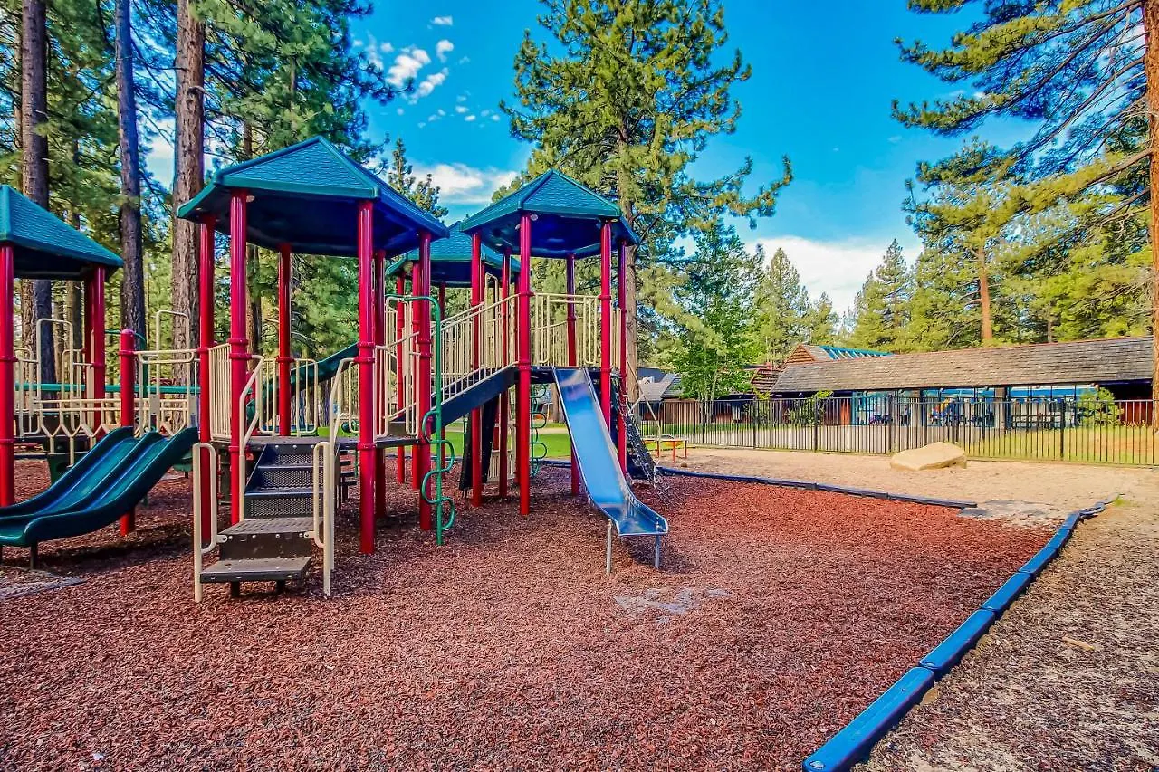 Pine Tree Place - Unit 4 location